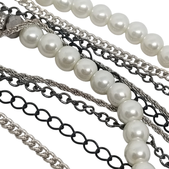 NY COLLECTION CHAIN & FAUX PEARL LAYERED LONG NECKLACE - Picture 4 of 6